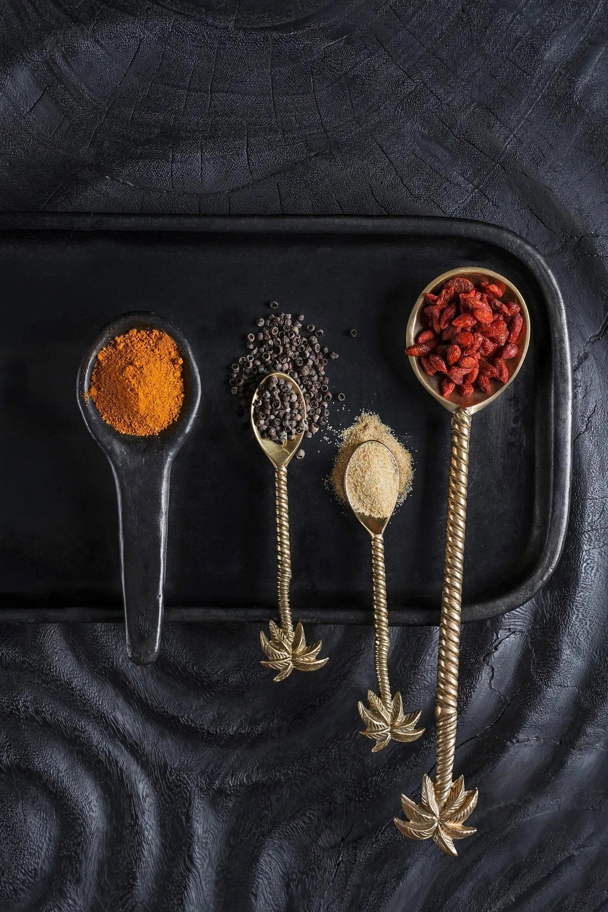 Salatlöffel aus Messing I Palme